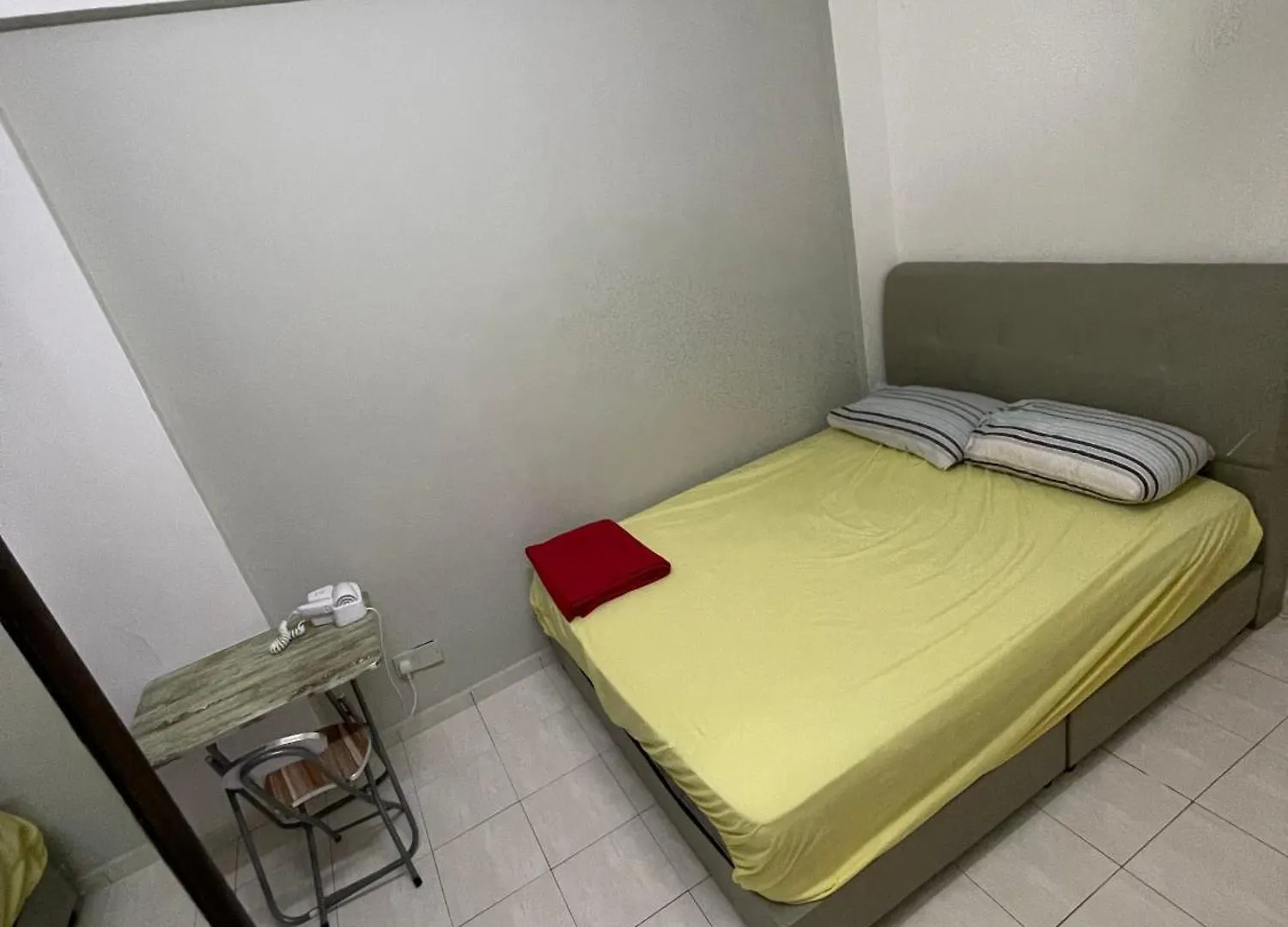 Nur Ahmad Familyhomestay Bukit Beruang 4 Rooms Full Apartment Free Wifi & Netflix Malacca